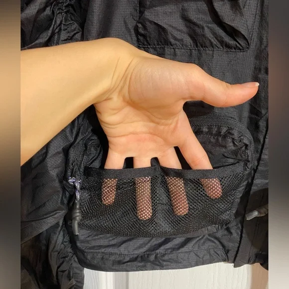 Aritzia Tna Eagle Rock Jacket Pockets Zippers Black Cargo Utility Size Small - Picture 9 of 14